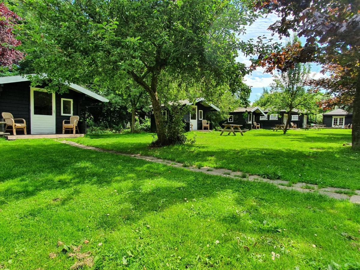Camping De Oude Rijn Ter Aar Exterior photo
